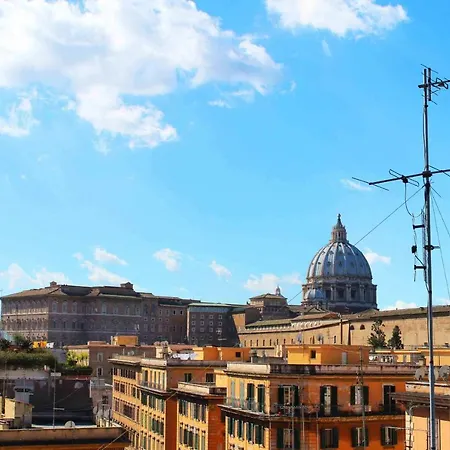 Ferrini Vatican Museums Апартаменты